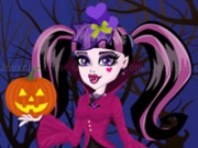 Play Draculauras Halloween Costumes