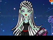 Play Monster High Scaring