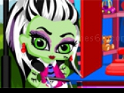 Play Monster High Baby shopping