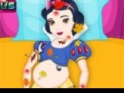 Play Pregnant Snow White Accident Care