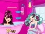 Play Ever After High Bathroom Cleaning
