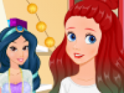 Play Ariel Moves In With Eric