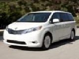 Play Toyota sienna sliding