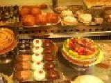 Play Jigsaw: cake shop