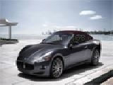 Play Maserati grancabrio jigsaw puzzle