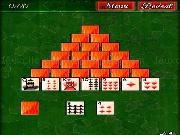 Play Pyramid solitaire classic