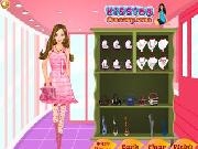 Play Barbie fashion dress up