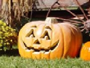 Play Halloween decoration jigsaw