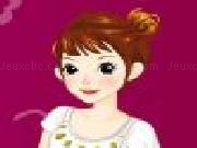 Play Titania dress up