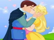 Play Cinderella kissing prince