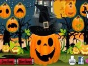 Play Halloween pumpkin decoration