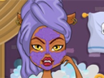 Play Clawdeen wolfs howlin facial makeover
