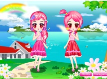 Play Chic twin sisters