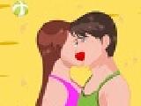 Play Beach kiss kiss