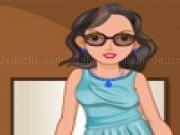 Play Naughty beauty dress up