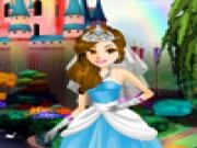 Play Cinderellas wedding dress