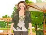 Play Army girl dress up