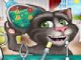 Play Talking tom cat ear surgery