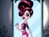Play Monster high draculaura dress up challenge currently
