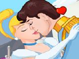 Play Cinderella sweet kissing