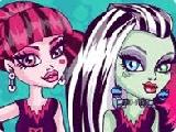 Play Monster high dance off