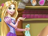 Play Rapunzel room cleaning