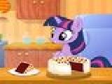 Play Twilight sparkle cooking red velvet cake