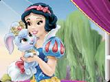 Play Snow white washing clothes