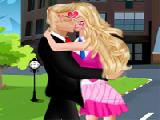 Play Princess school kissing