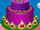 Play Delicious crown cake decor