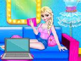 Play Elsa facebook challenge