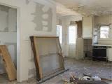 Play Abandoned house abducted boy escape