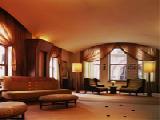 Play Meenagames modern house escape