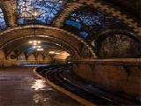 Play Escape from train subway tunnel