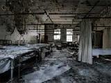 Play Abandoned hospital escape