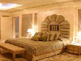 Play Emirates palace escape