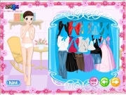 Play Camilienalia dress up