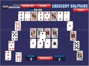 Play Crescent solitaire