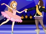 Play Dancing dress up