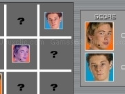 Play Tic tac toe celebrity