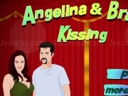 Play Angelina and Brad kissing