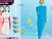 Play Russelalia scuba dress up