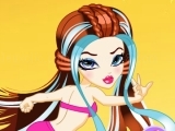 Play Bratz Action Heroez Roxxi dress up