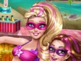 Play Super Barbie Pool Party