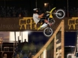 Play Moto X Arena Extreme